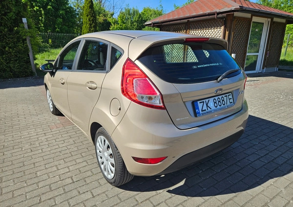 Ford Fiesta cena 35000 przebieg: 45194, rok produkcji 2016 z Koszalin małe 106